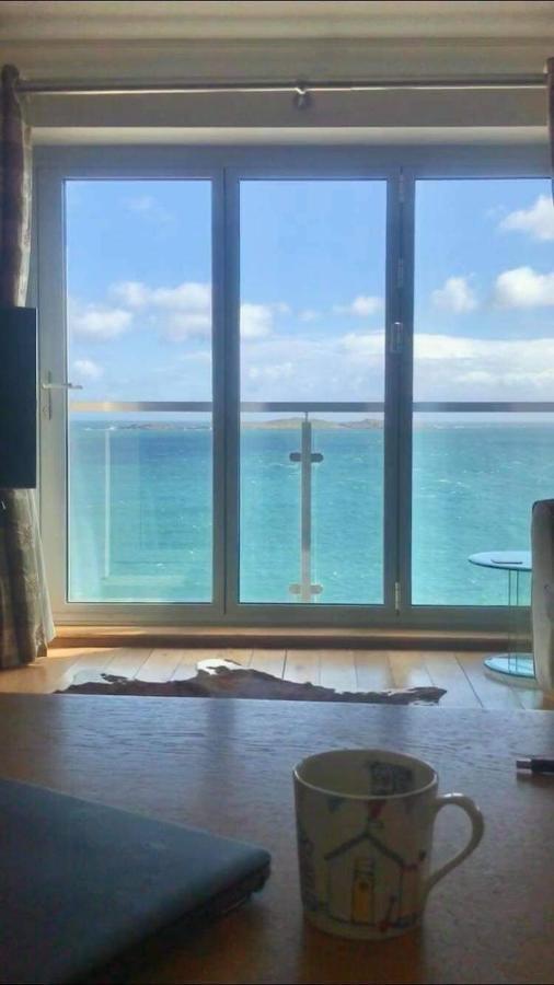 Blue Pool View Apartment Портръш Екстериор снимка