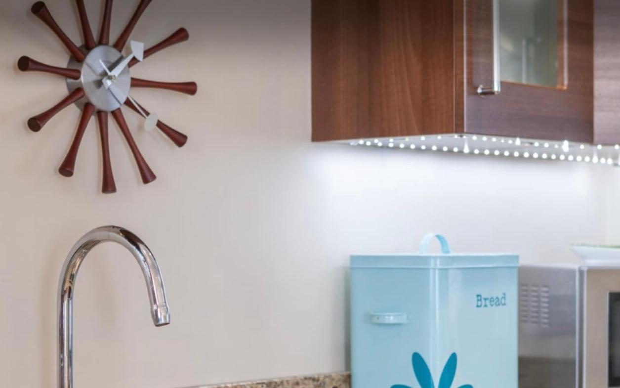 Blue Pool View Apartment Портръш Екстериор снимка