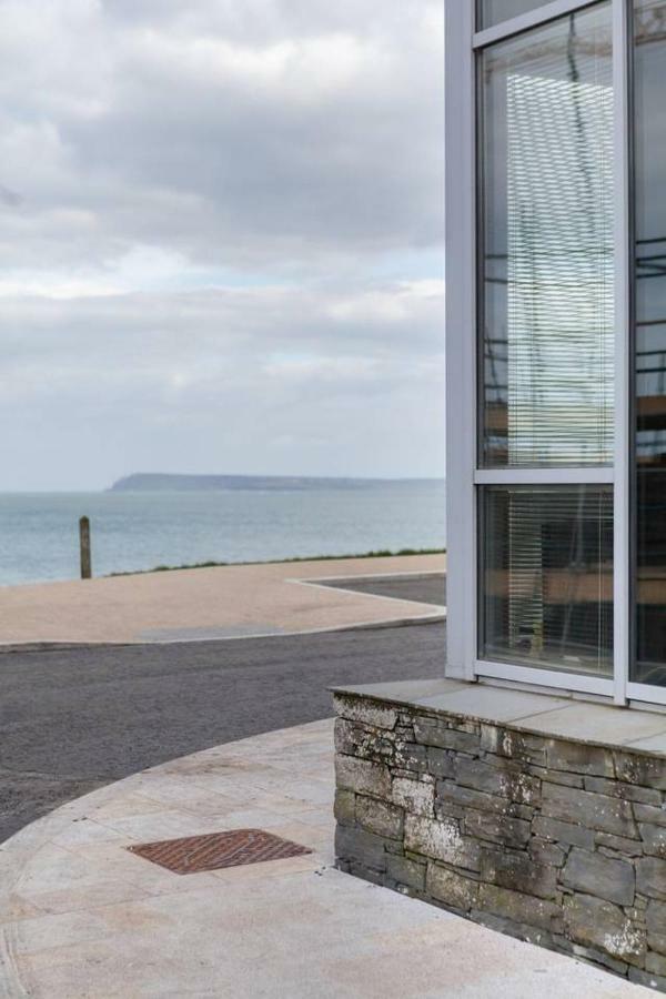 Blue Pool View Apartment Портръш Екстериор снимка